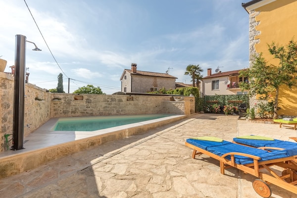 Vakantiehuis Casa Ladiona met zwembad in Porec-Varvari - thumbnail 3