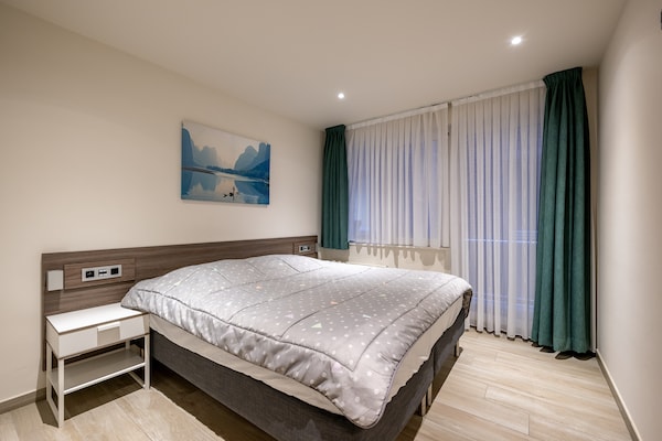 Stijlvol appartement aan zee met uitzicht op de boulevard in Blankenberge - thumbnail 2
