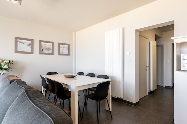 6-persoons appartement met zeezicht in Blankenberge - thumbnail 3