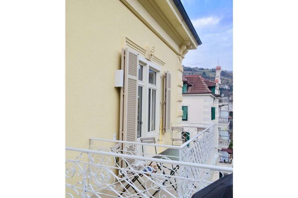 Gerenoveerd appartement in Meran met bergzicht en balkons - thumbnail 5