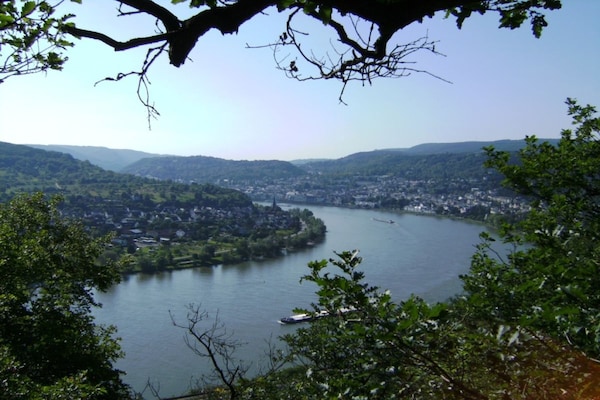 Modern vakantiehuis in Boppard, 500m van centrum, met WiFi - thumbnail 2
