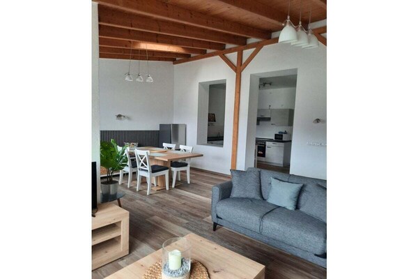 Modern vakantiehuis in Boppard, 500m van centrum, met WiFi - thumbnail 5
