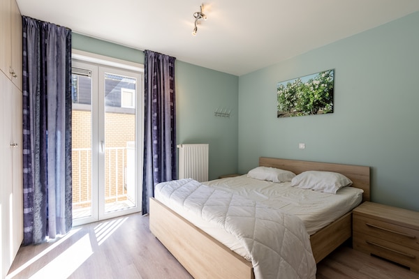 Modern appartement in Blankenberge met zijdelings zeezicht, terras en parkeerplaats - thumbnail 2