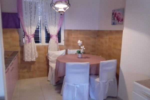 4-persoons appartement met terras op Krk - thumbnail 2