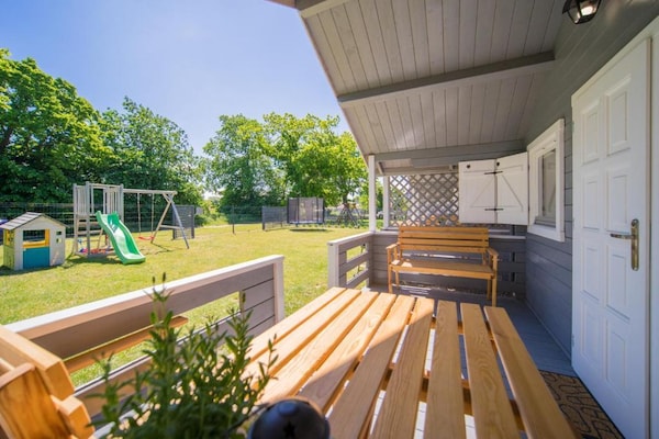 4-persoons bungalow in Dziwnówek op 1 km van de zee - thumbnail 2