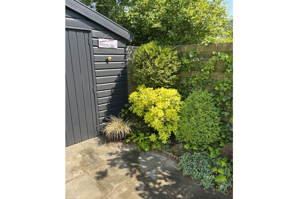 Knus chalet met omheinde tuin in rustig Callantsoog - thumbnail 4