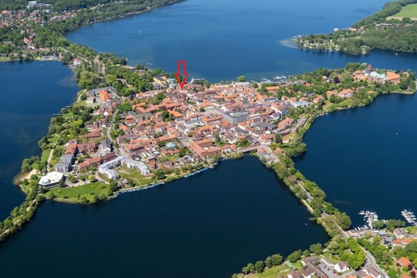 Pas gerenoveerd vakantiehuis op 100 meter van de Ratzeburger See - thumbnail 1