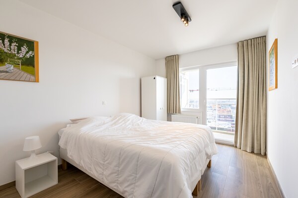 EXCELSIOR 61D: Panoramisch zeezicht appartement voor 6 personen in Blankenberge - thumbnail 3