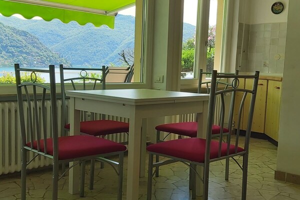 Smaakvol huis aan het Meer van Lugano met privéstrand en panoramisch terras - thumbnail 6