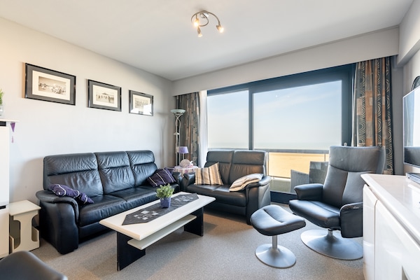 6-persoons strandappartement met zeezicht in Blankenberge - thumbnail 1