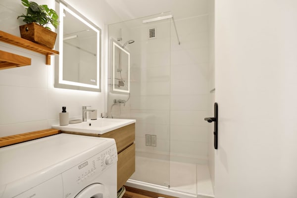 Modern appartement met zeezicht op 10 minuten van centrum Saint-Tropez - thumbnail 4