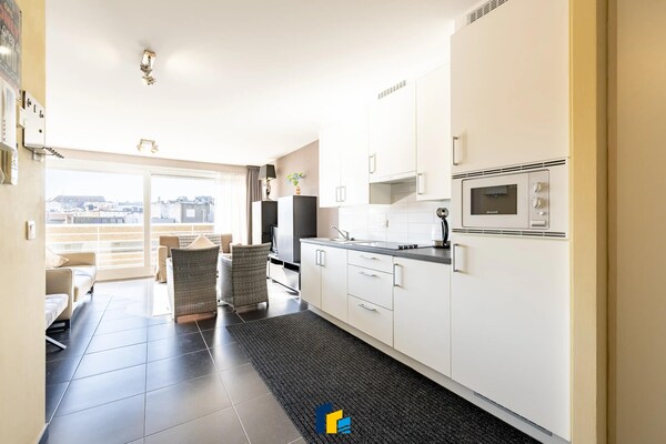 4-persoons studio in Blankenberge, op 35 m² aan Zeedijk - thumbnail 3