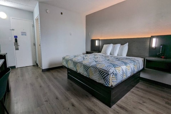 1 King Bed  Newly Redesigned Nsmk - 沙連