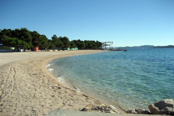 Rustiek appartement met terras in Vodice, vlakbij strand en centrum - thumbnail 4