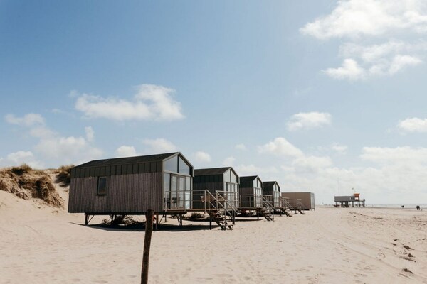 Zeehut Petten: Uniek strandhuis met privéterras aan de Noordzee - thumbnail 6