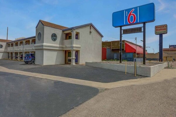 2 Queen Beds  Smoking - Clovis, NM