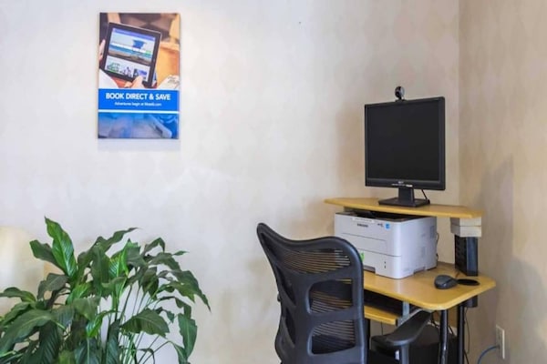 Compacte studio met gratis WiFi nabij Cedar Point en Lake Erie - thumbnail 5