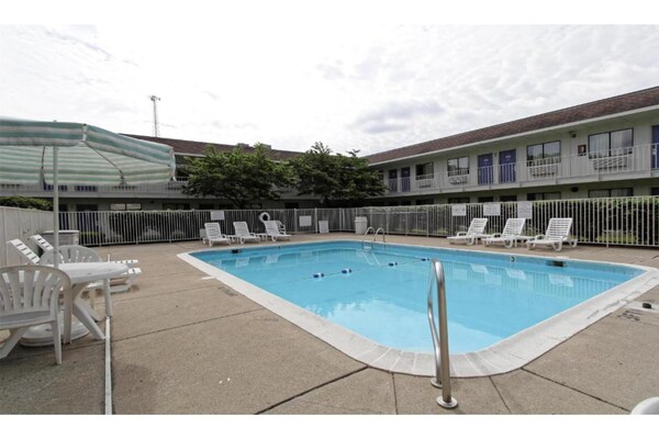 Knusse studio in Amherst, dichtbij Cedar Point en Cleveland - thumbnail 3