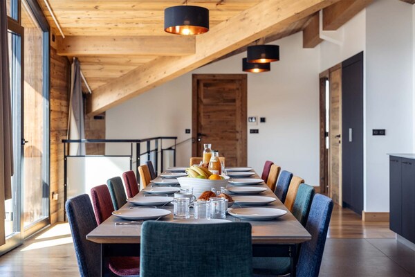 Ruim duplex chalet voor 14 personen in La Rosière, vlakbij de pistes - thumbnail 3