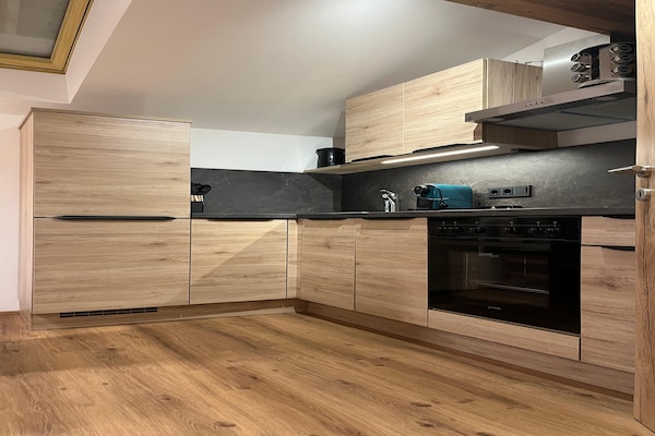 Modern appartement in Leogang met panoramisch berguitzicht - thumbnail 2