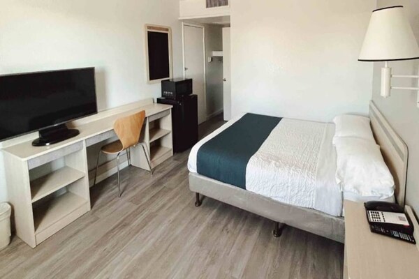 1 Queen Bed  Non-smoking - Holbrook, AZ
