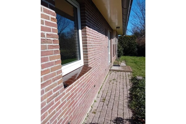 Ruim landelijk vakantiehuis met pooltafel en trampoline nabij Heeg - thumbnail 1