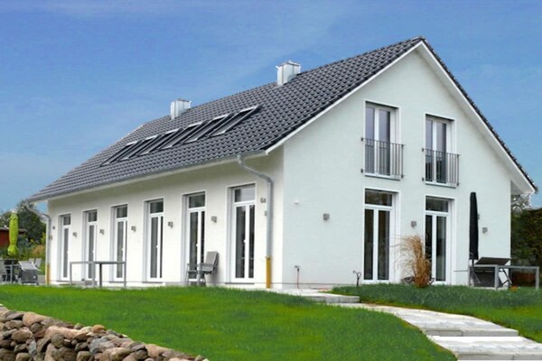 Wind & Wellen: Luxe vakantiehuis met haard in Lauterbach, Rügen - thumbnail 1
