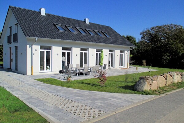 Wind & Wellen: Luxe vakantiehuis met haard in Lauterbach, Rügen - thumbnail 2