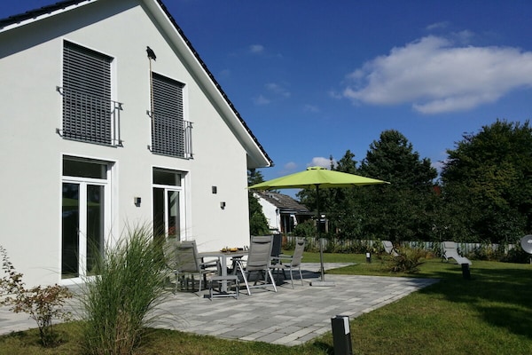 Wind & Wellen: Luxe vakantiehuis met haard in Lauterbach, Rügen - thumbnail 4