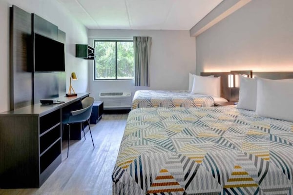 2 Queen Beds  Non-smoking Kitchen - 傑克遜維爾