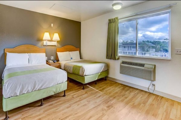 2 Full Beds  Extended Suite - Lake Buena Vista, FL