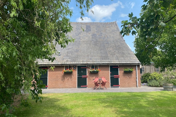 Gezellig vakantiehuis met tuin, op 5 km van Bergen op Zoom - thumbnail 1