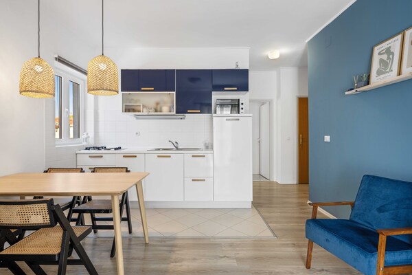 Aan het strand: Comfortabel appartement in Brodarica - thumbnail 5