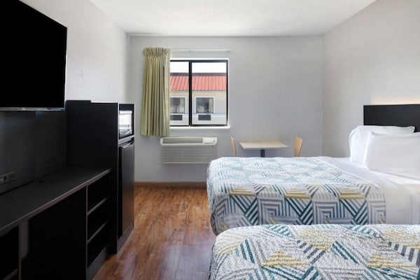 Comfortabel appartement met 2 queen beds in Shepherdsville - thumbnail 5