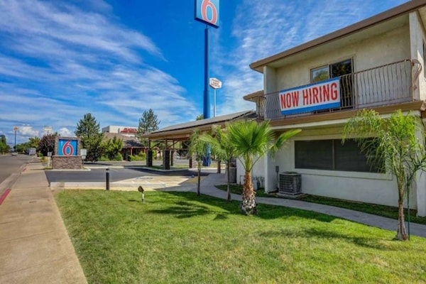 2 King Beds  Non-smoking - Redding, CA