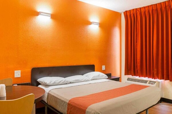 Toegankelijk appartement in New Orleans met kingsize bed - thumbnail 3