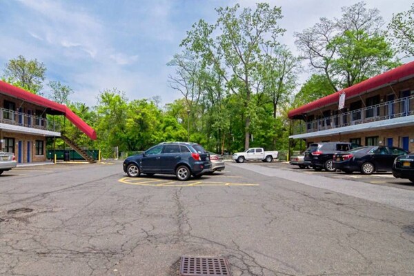 2 Full Beds  Non-smoking - Sleepy Hollow, NY