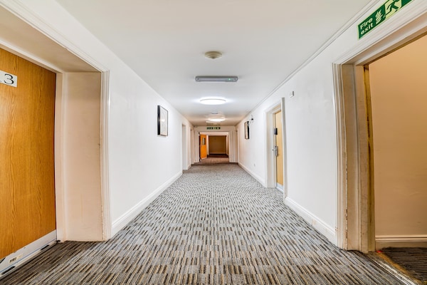 Knus appartement in Ilford, vlakbij het station en op 20 minuten van centraal Londen - thumbnail 6