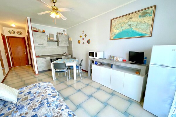Aan het strand: Comfortabel appartement in Porto Santa Margherita · 4 pers. - thumbnail 4
