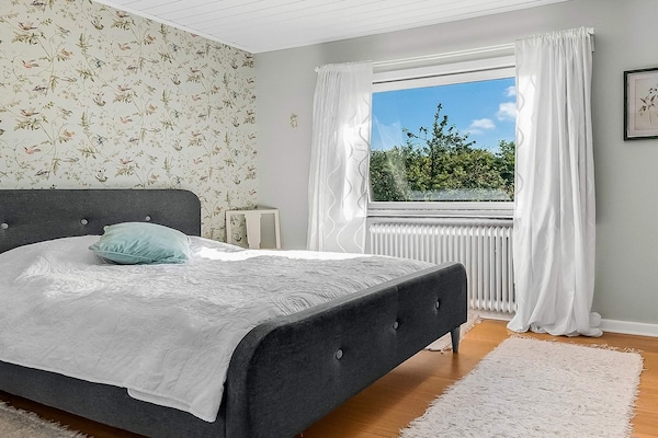 Ruim vakantiehuis voor 6 personen in het hart van Møn, Borre - thumbnail 4