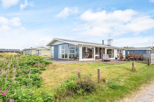 Eerstelijns strandhuis aan het Kattegat in Fjellerup voor 4 personen - thumbnail 2