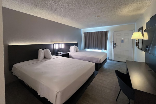 2 Full Beds Non-smoking - Henderson, NV