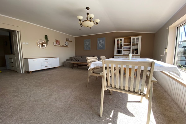 Op 650 m van zee: ruim appartement met wellness in centrum Kolobrzeg - thumbnail 3