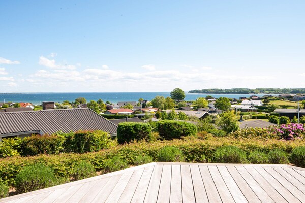 Panoramavakantiehuis bij Hejlsminde Strand, 300m van zee met sauna - thumbnail 6