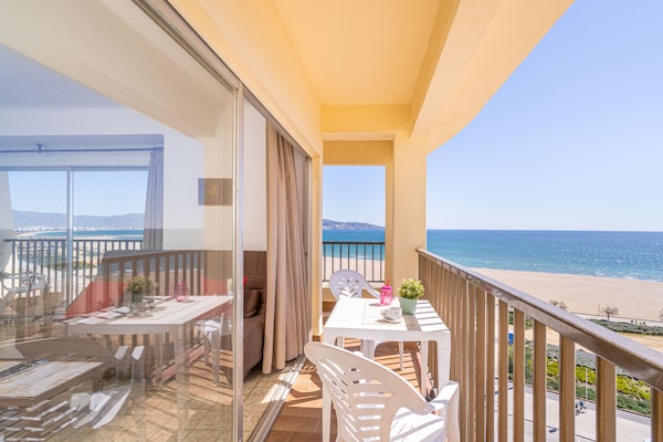 Aan het strand: Licht appartement voor 5 personen in Empuriabrava - thumbnail 6