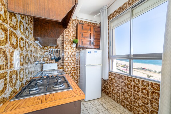 Aan het strand: Licht appartement voor 5 personen in Empuriabrava - thumbnail 3