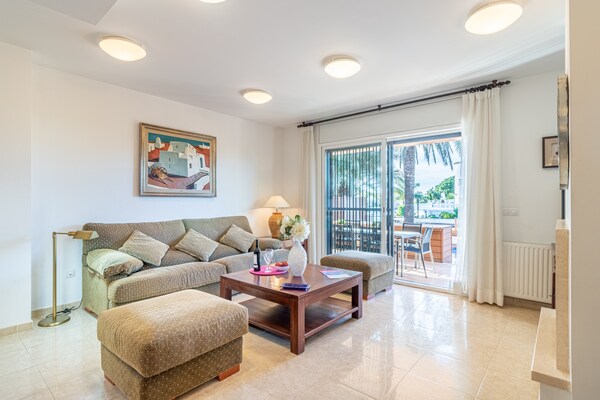Luxe villa aan golfbaan met privézwembad in Empuriabrava, 10 personen - thumbnail 6