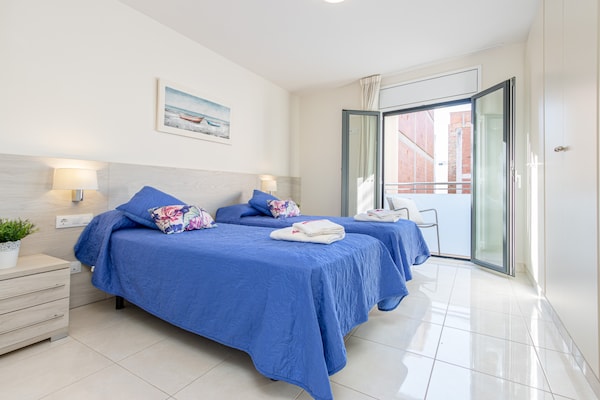 5-persoons appartement aan het strand in Roses - thumbnail 4