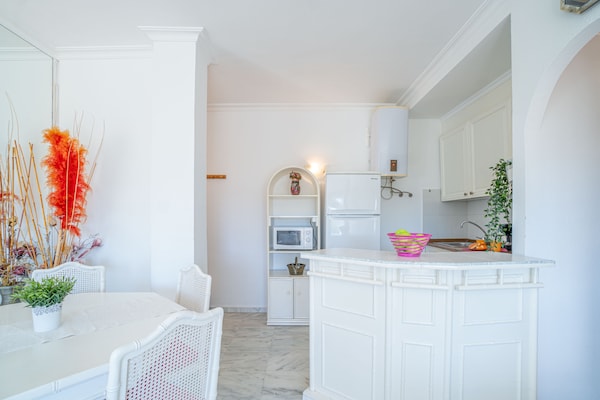 Knus appartement met zeezicht op 300 meter van het strand in Empuriabrava - thumbnail 5