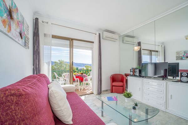 Knus appartement met zeezicht op 300 meter van het strand in Empuriabrava - thumbnail 2